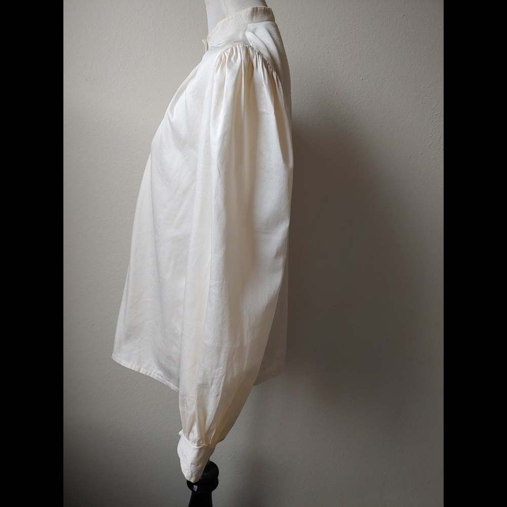 Ivory Blouse - Picture 8 of 10